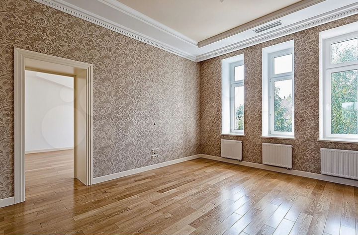 Дом 577 м² на участке 16 сот.