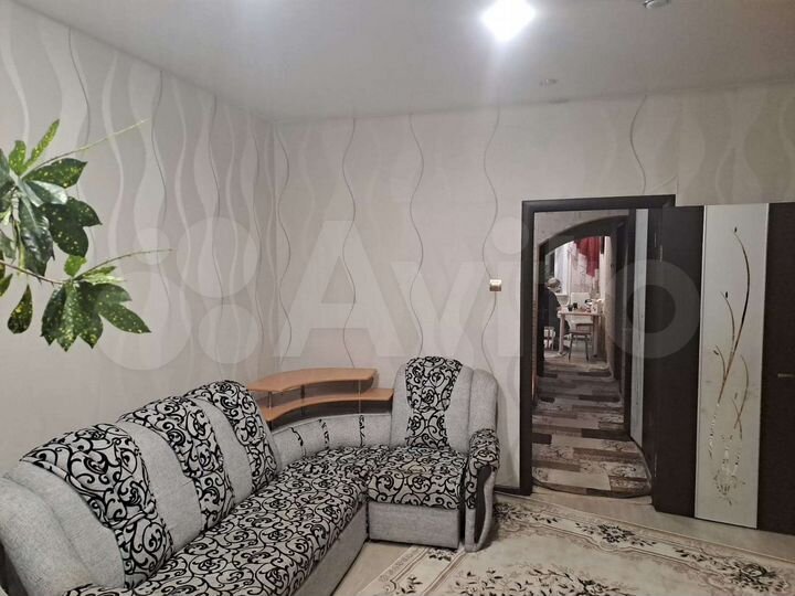 3-к. квартира, 72 м², 2/10 эт.