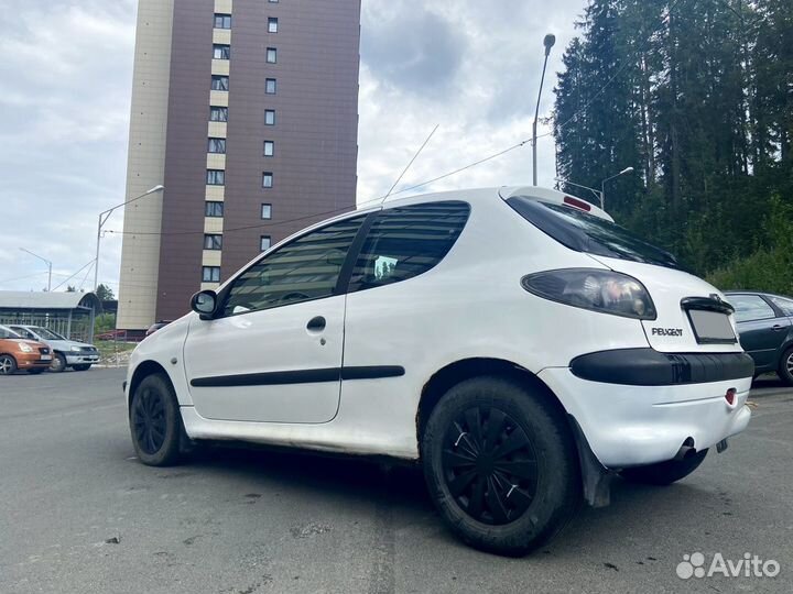 Peugeot 206 1.1 МТ, 2002, 145 000 км