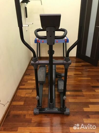 Эллиптический тренажер torneo