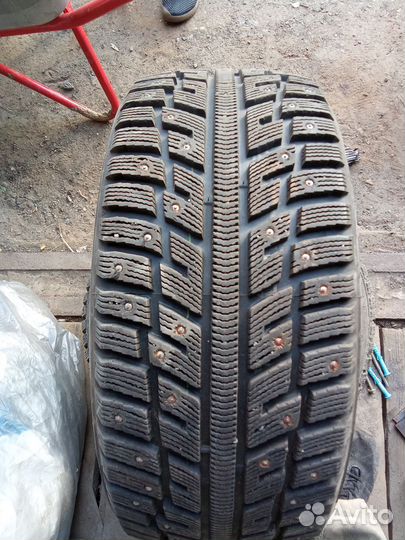 Kumho I'Zen KW22 235/45 R17 97T