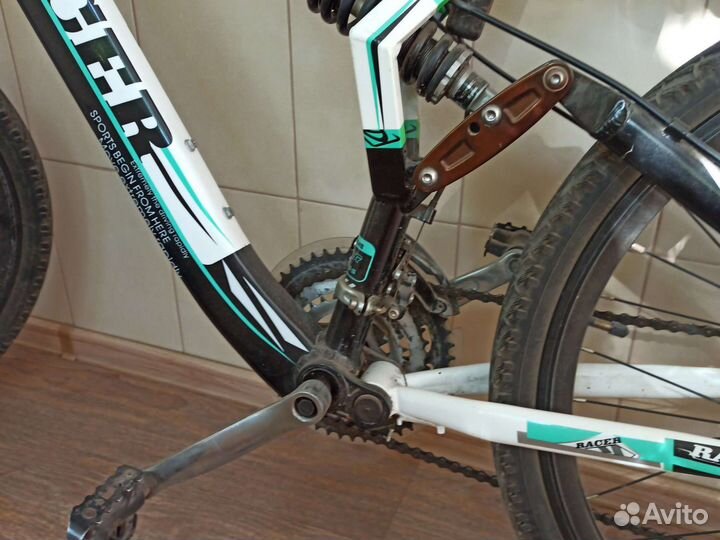 Велосипед racer,21 скорость, колеса 24 дюйма