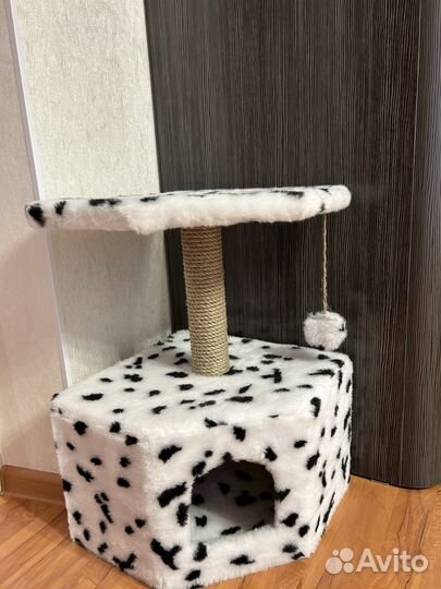 Домик для кошки с когтеточкой