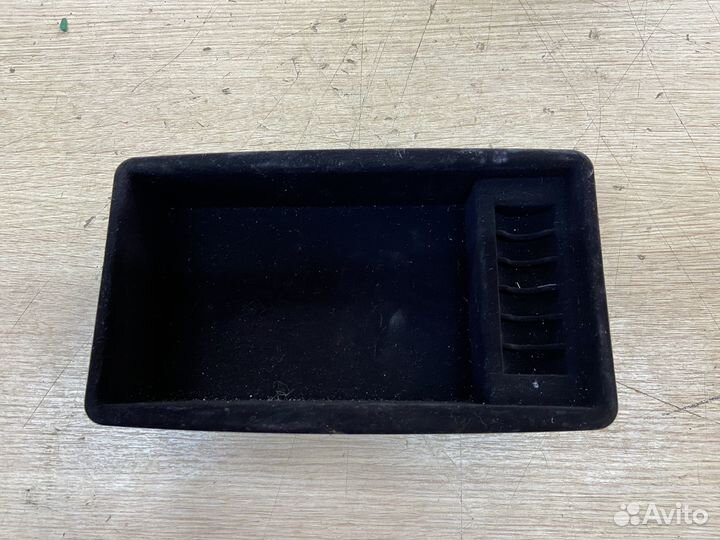 Ящик для вещей Lexus GX460 Рестайлинг 2