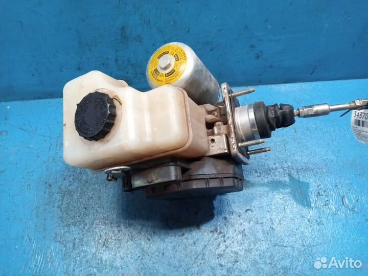 Блок abs Toyota Land Cruiser 200 Series 2015-2019