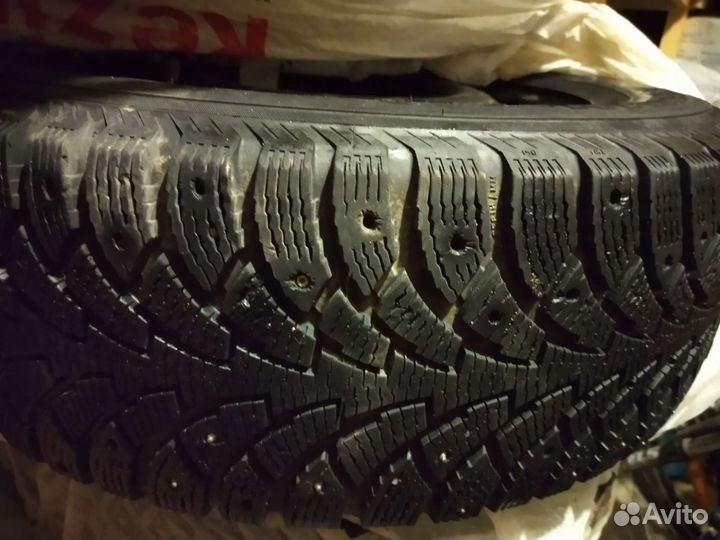 Nordman Nordman 4 215/65 R16