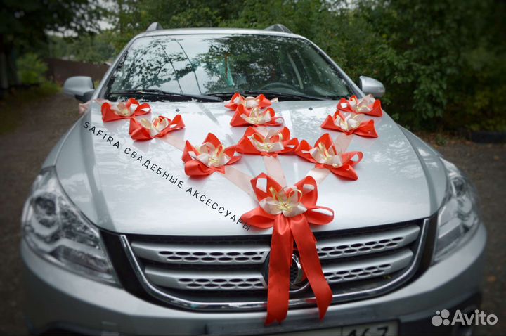Свадебные украшения на машину