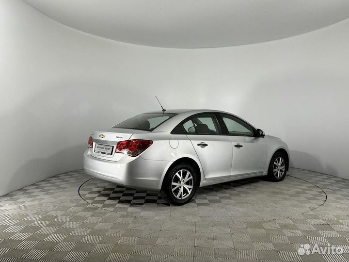 Chevrolet Cruze 1.6 AT, 2011, 221 937 км