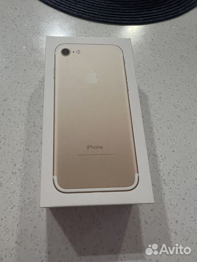 iPhone 7, 32 ГБ