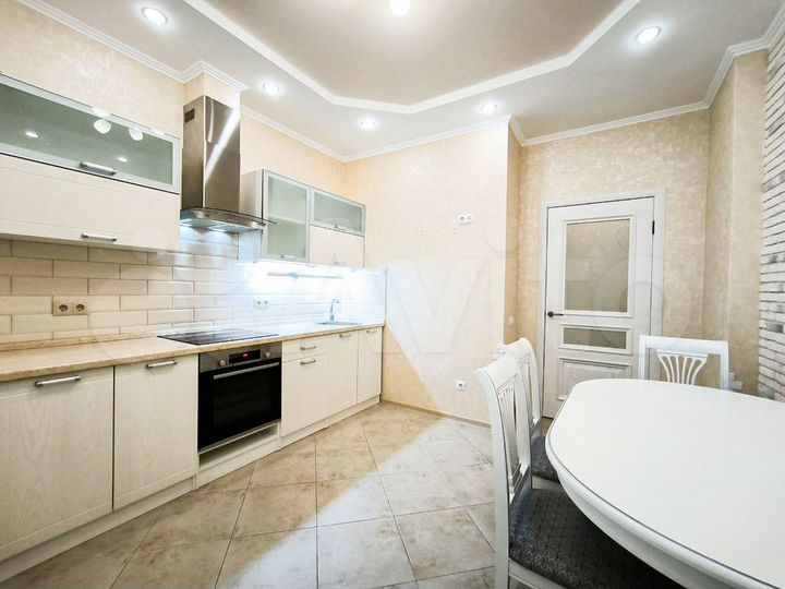 1-к. квартира, 50 м², 14/16 эт.