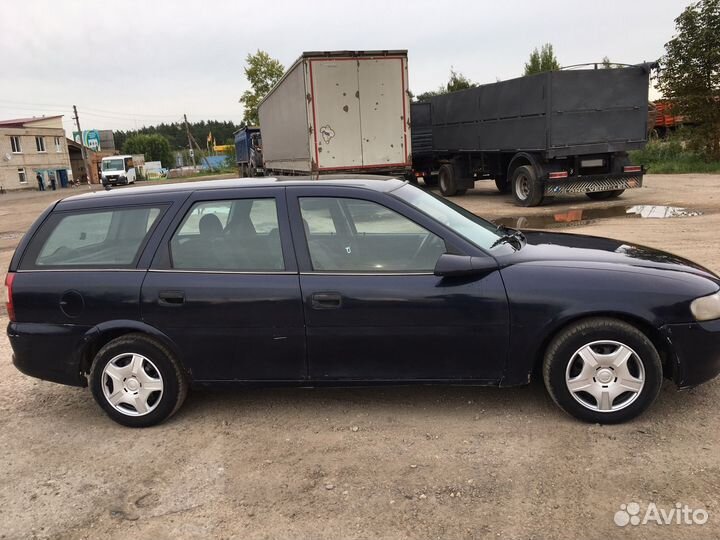 Opel Vectra 1.6 МТ, 1997, 225 000 км