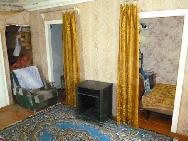 Дом 33,8 м² на участке 5 сот.