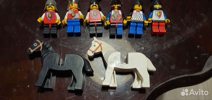 Винтажный lego фигурки рыцарей (castle) 90х годов
