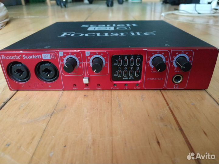 Focusrite Scarlett 18i6 – Звуковая карта