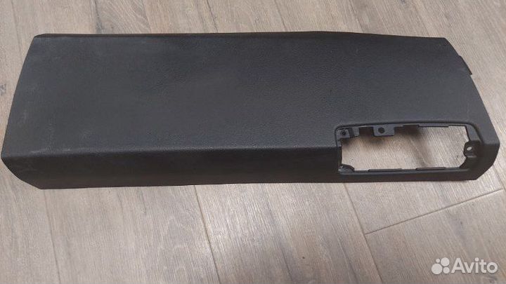 Обшивка стойки Bmw X5 4.8I E70 N62N 4.8I 2008