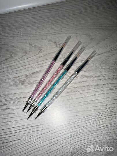 Кисти / дотсы для маникюра