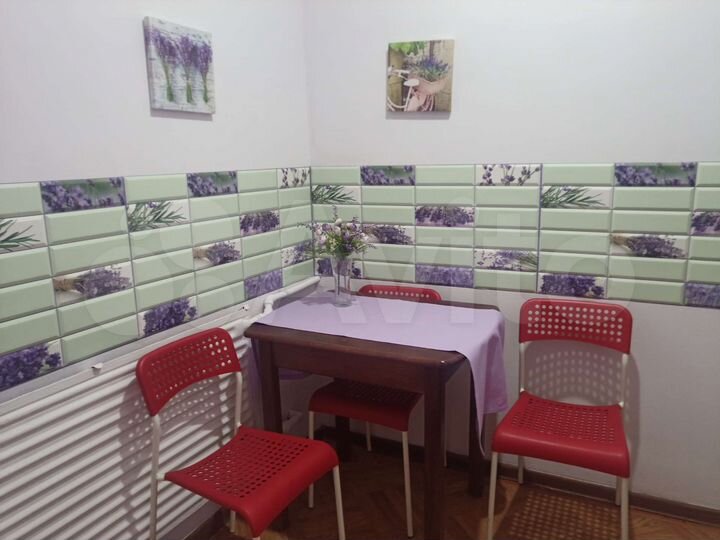 2-к. квартира, 40 м², 1/2 эт.