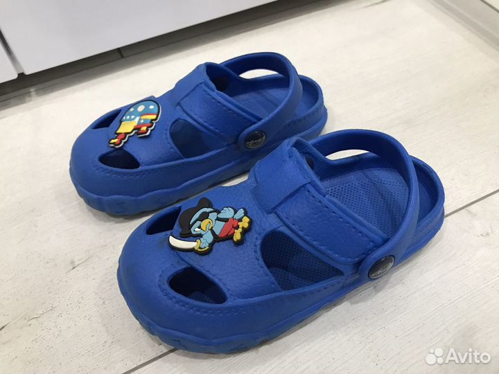 Резиновые сандали