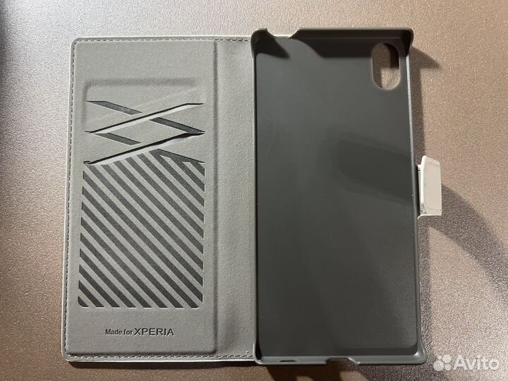 Новый чехол-книжка