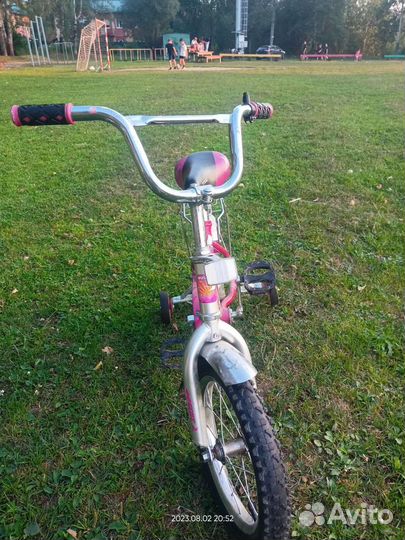 Детский велосипед бу четырёх колесный