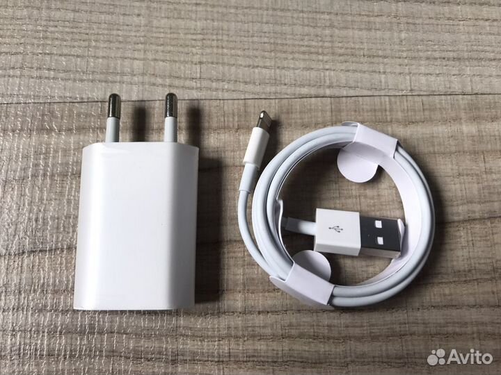 Зарядка на iPhone,Lightning