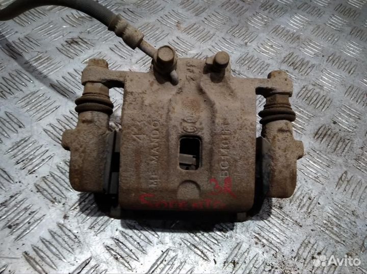 Суппорт Sorento (09) зад R б\у (арт. 582302W700)