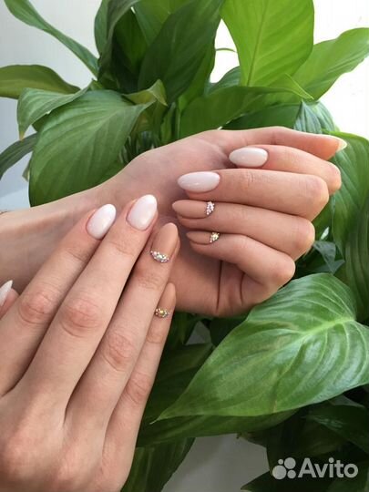 Маникюр педикюр