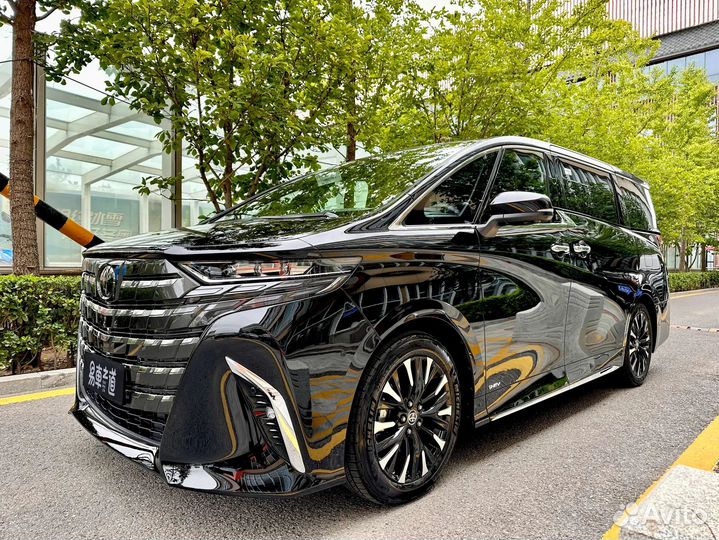 Toyota Alphard 2.5 CVT, 2023, 100 км