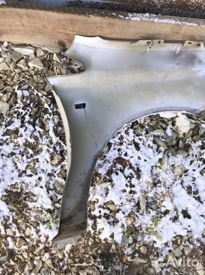 Левое крыло на opel corsa D