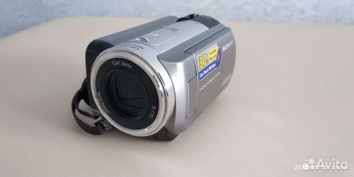 Видеокамера DCR-SR60E с сумкой