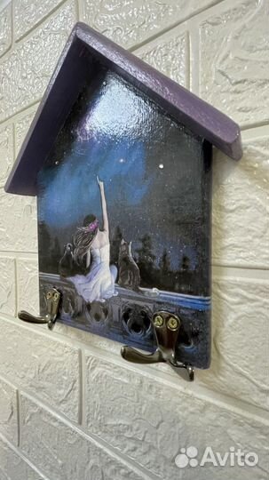 Ключница настенная