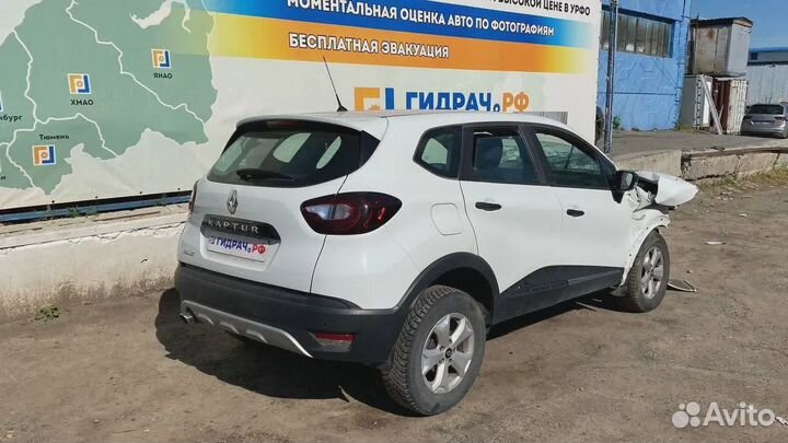 Стекло двери задней правой Renault Kaptur 82300832