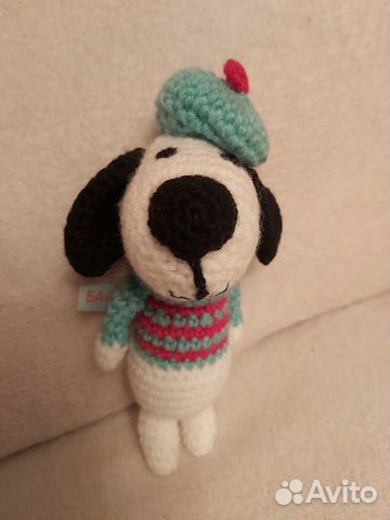 Вязаная игрушка Собачка в шапочке