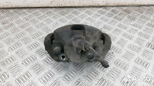 Суппорт тормозной передний правый ford focus 3 (AS