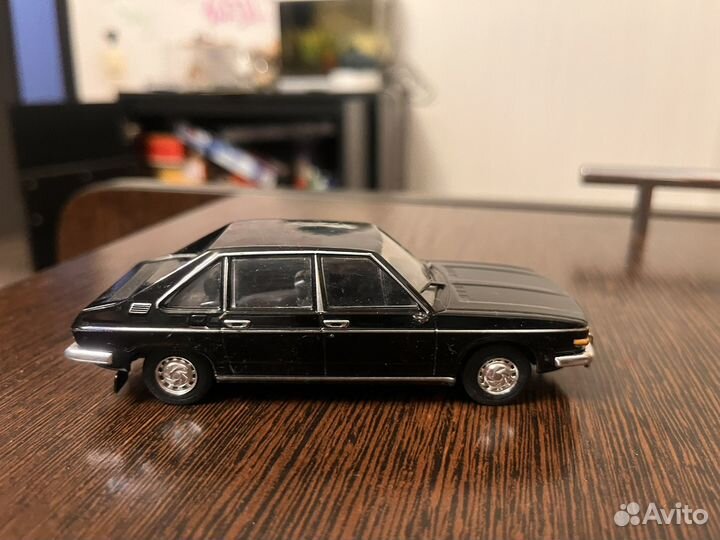 Модель автомобиля tatra 613