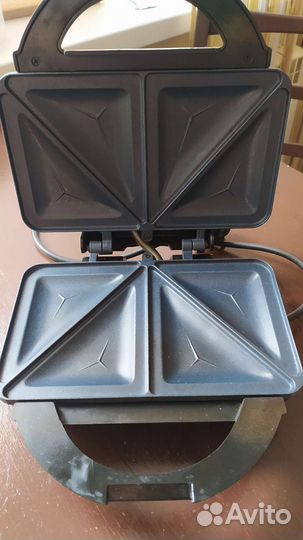 Сендвичница