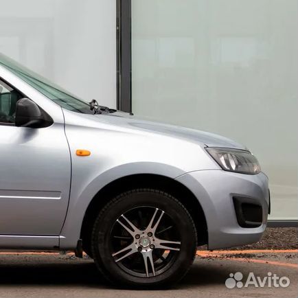 Крыло переднее правое в цвет Лада Калина 2