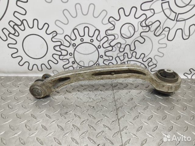 Рычаг подвески нижний правый Audi A6 C6 2.7 2010