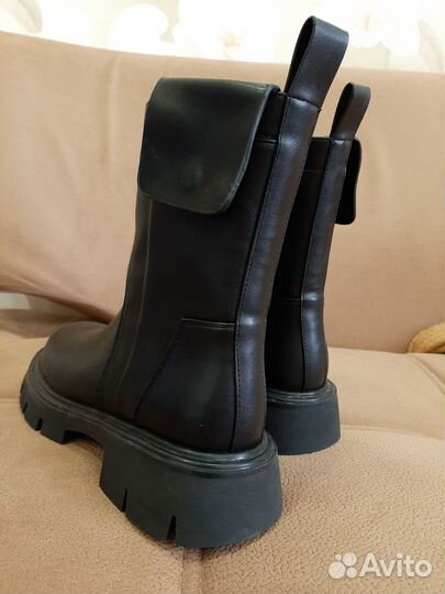 Ботинки демисезонные новые