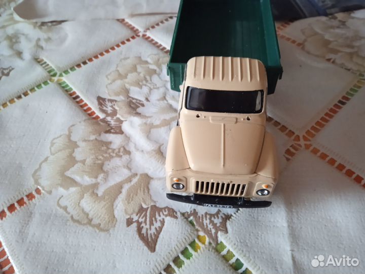 Модель масштабная газ-53, 1:43