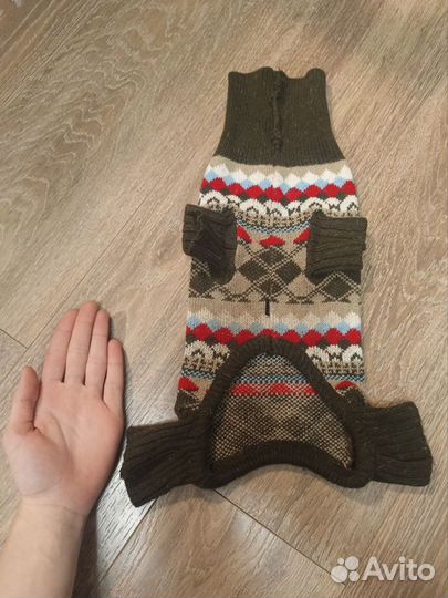 Вязаный свитер для щенка