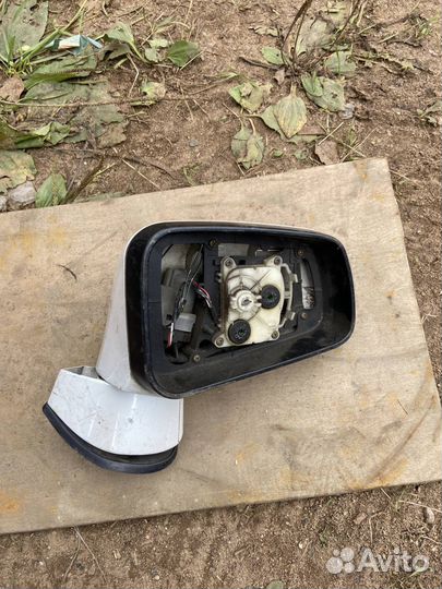 Зеркало Mitsubishi Diamante F41A