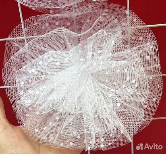 Белые банты из фатина в горошек 2шт на праздник