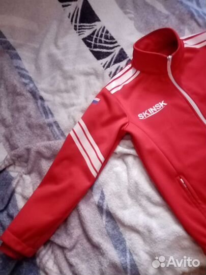 Лыжный разминочный костюм на мальчика