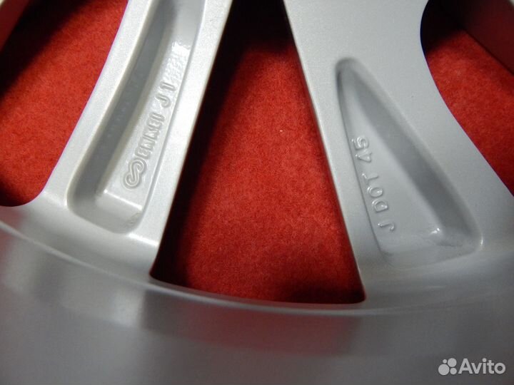 6018 Оригинал Toyota Camry R17 5*114.3 ET45