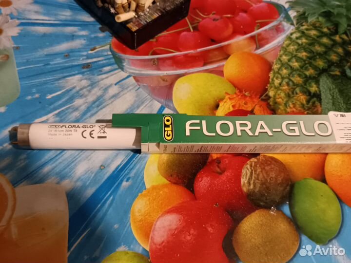 Лампа для растений Flora-Glo 20W