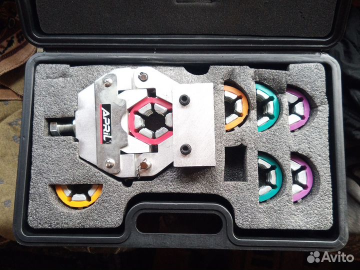 Кримпер для обжима шлангов автокондиционера