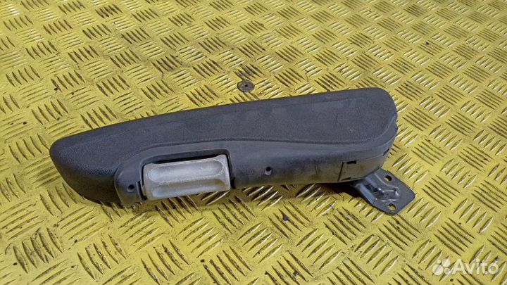 Подлокотник MAN Man Tga Tgs Tgx