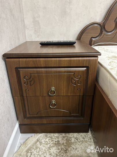 Кровать с матрасом 160 на 200