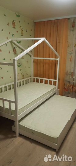 Кровать Домик с выкатным спальным местом